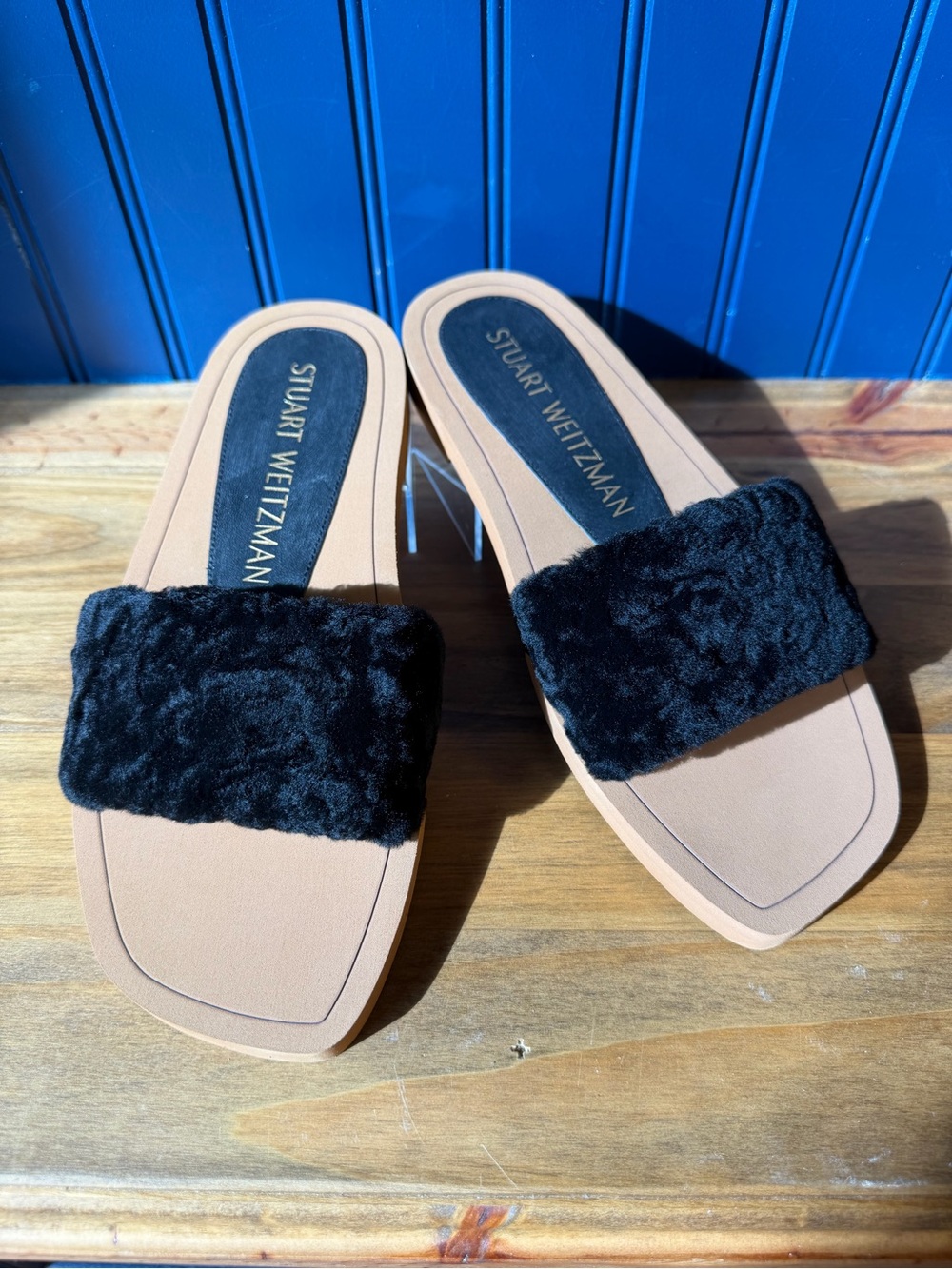 Stuart Weitzman Cammy Black Shearling Fur Slide Sandals Women’s 9 B